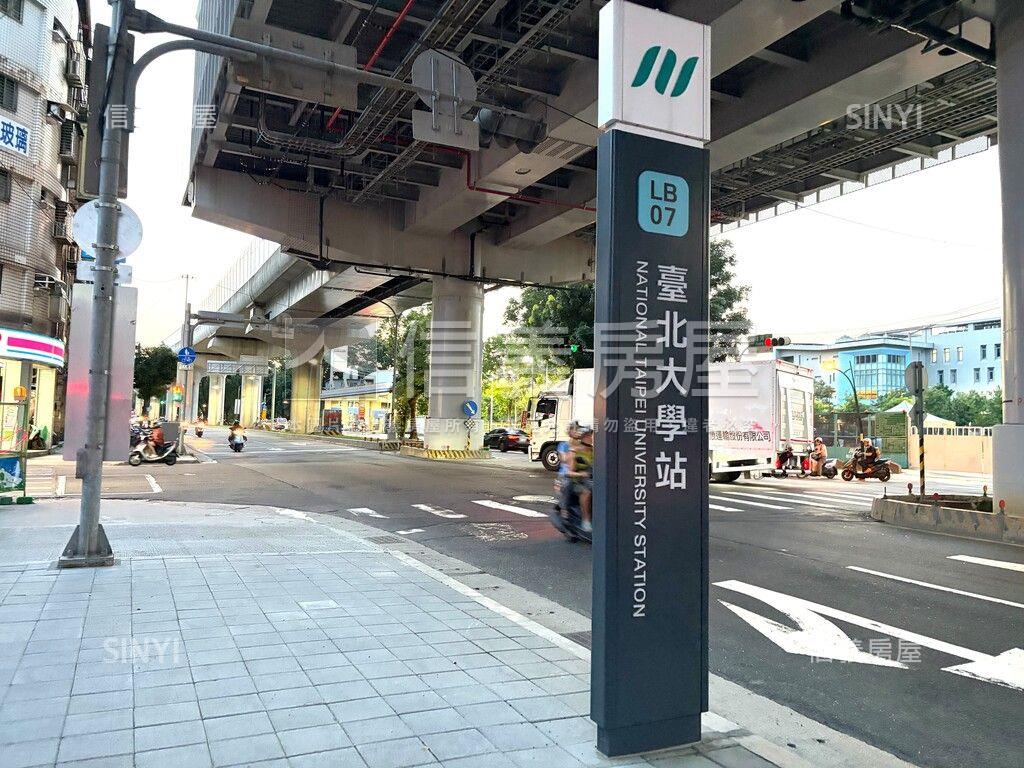 皇翔馥裔高樓美景４房房屋室內格局與周邊環境