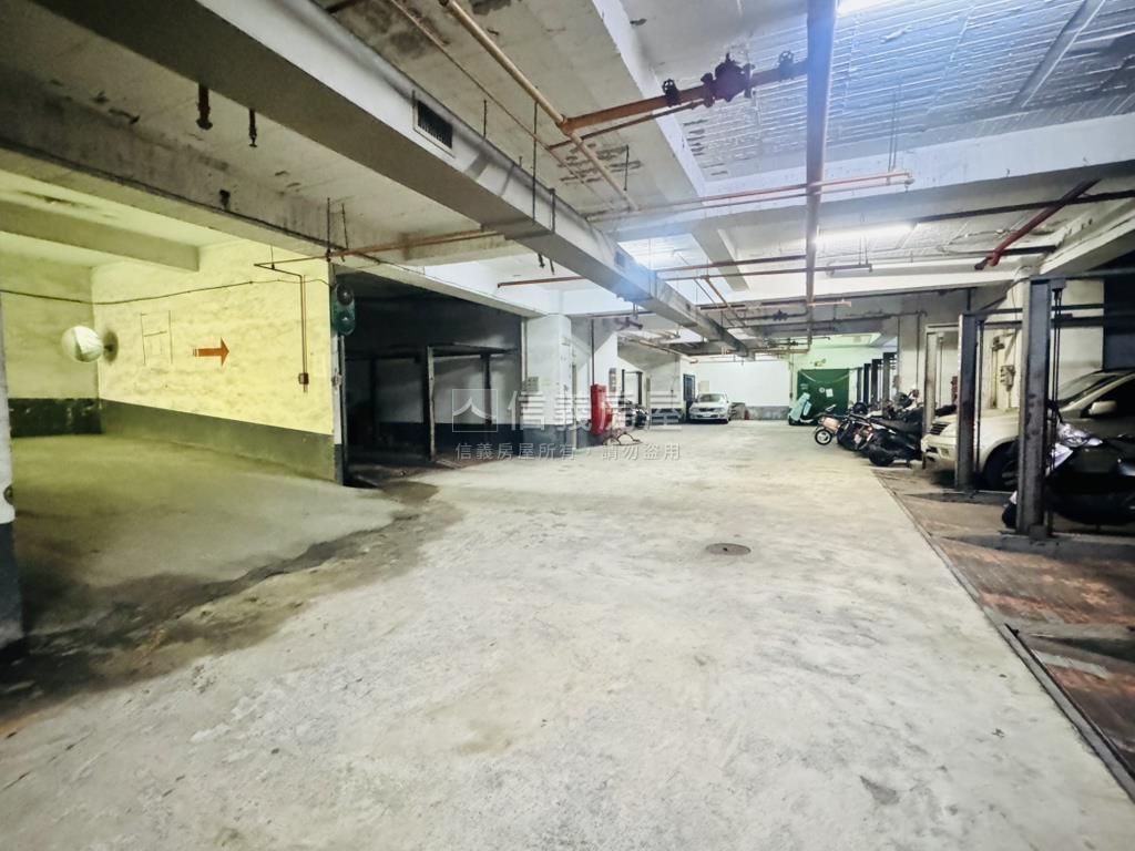 近崑山中學美妝套房有陽台房屋室內格局與周邊環境