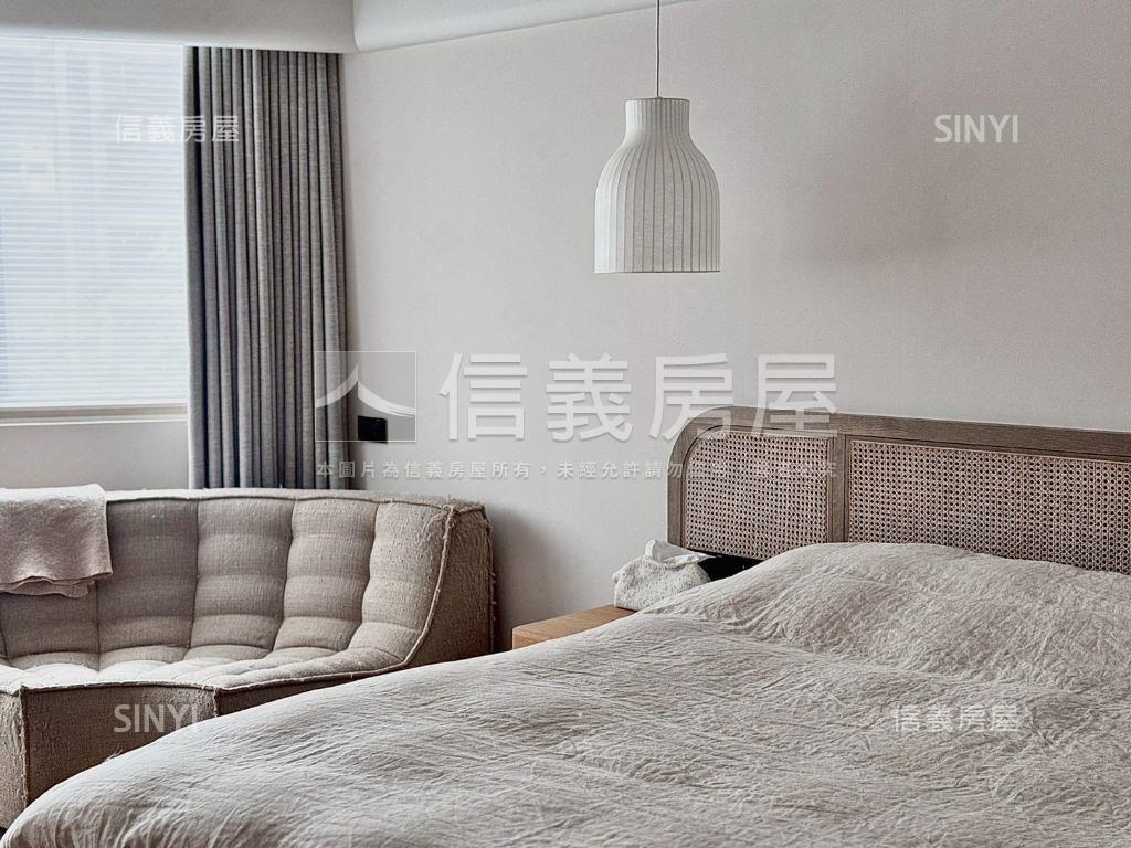 光影逗留．質樸靜謐房屋室內格局與周邊環境