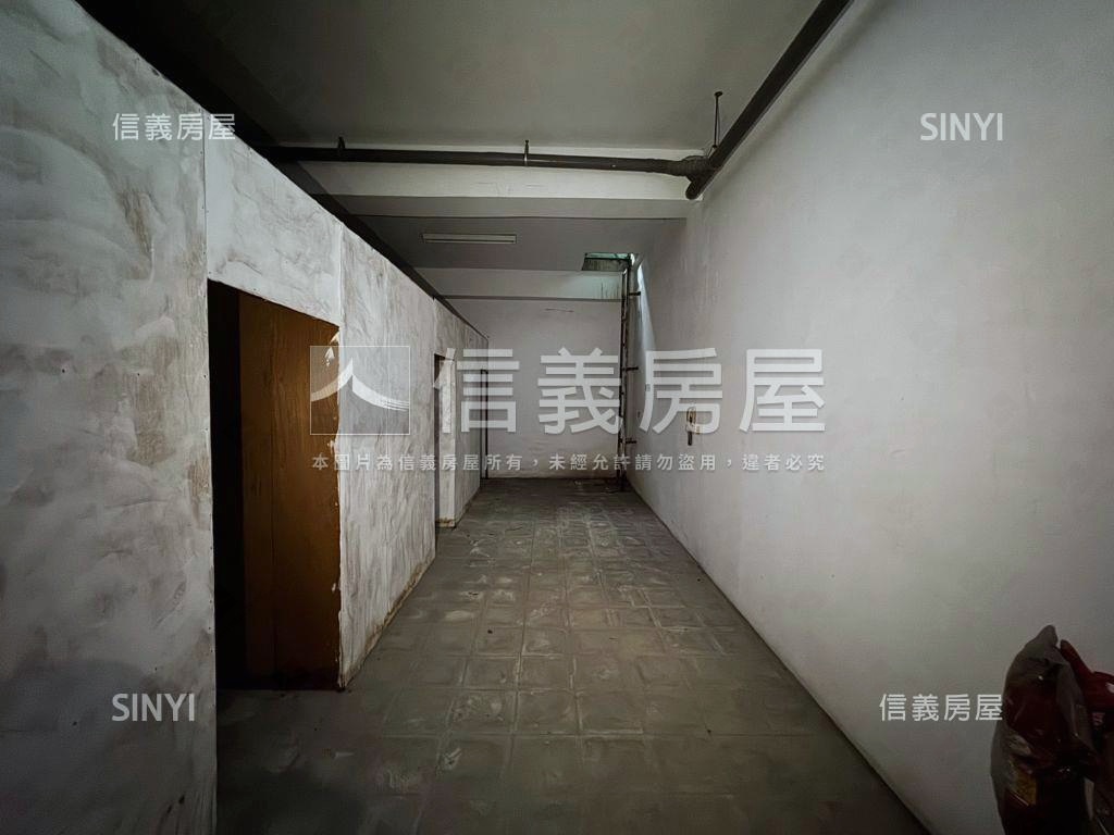 近中國醫五米面寬優質店面房屋室內格局與周邊環境