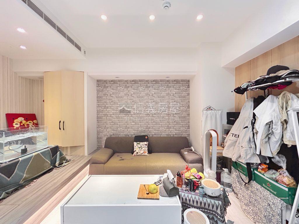 ＳＫＹ１裝潢河景２＋１房屋室內格局與周邊環境