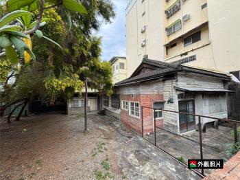 西區大地坪庭院日式別墅