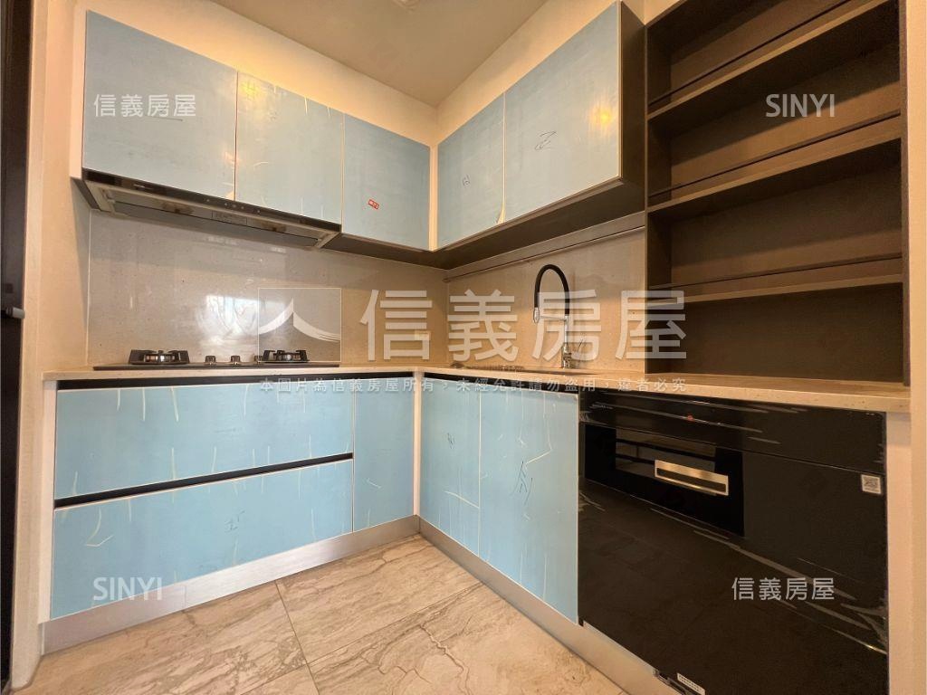 鉅虹深Ｃａｓａ高樓三房房屋室內格局與周邊環境