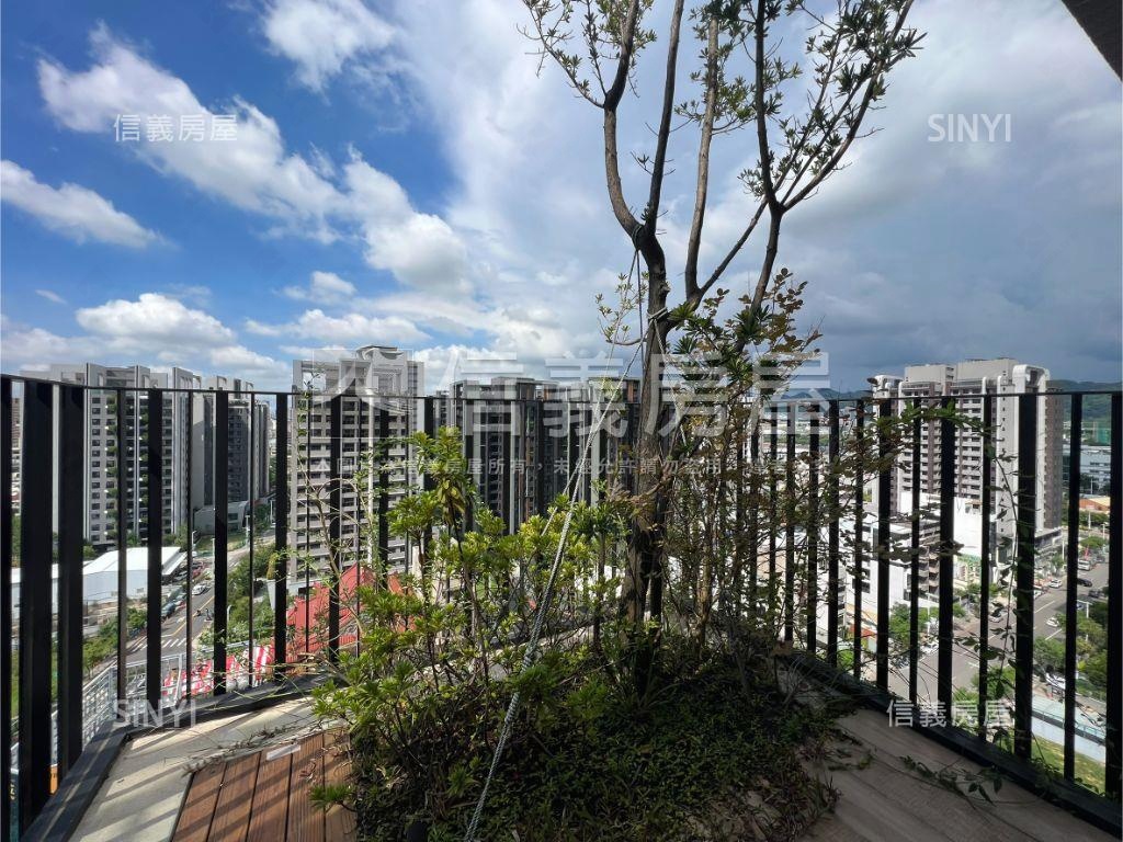鉅虹深Ｃａｓａ高樓三房房屋室內格局與周邊環境