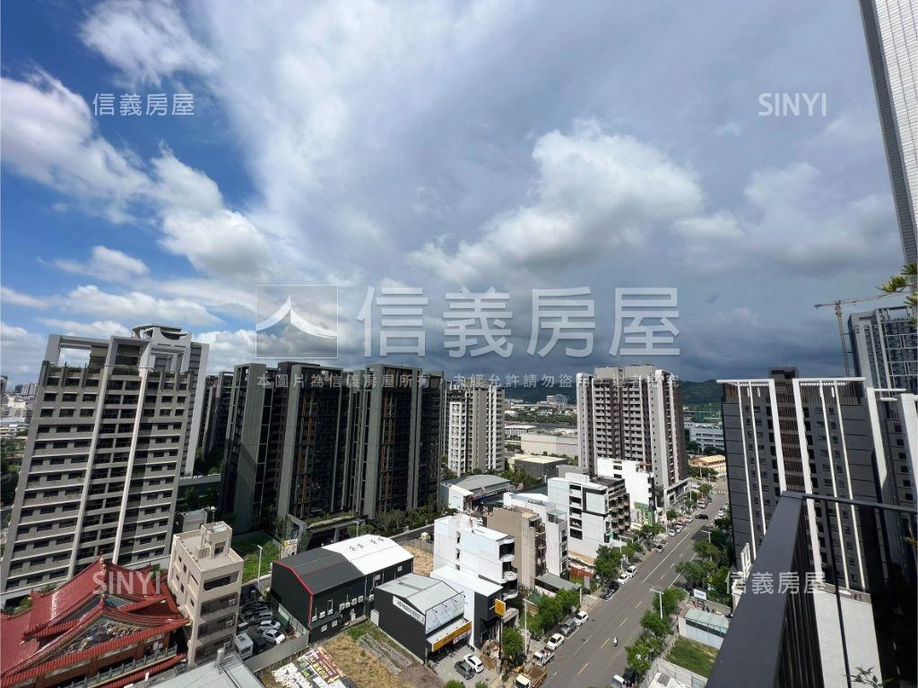 鉅虹深Ｃａｓａ高樓三房房屋室內格局與周邊環境