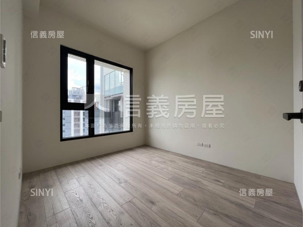 鉅虹深Ｃａｓａ高樓三房房屋室內格局與周邊環境