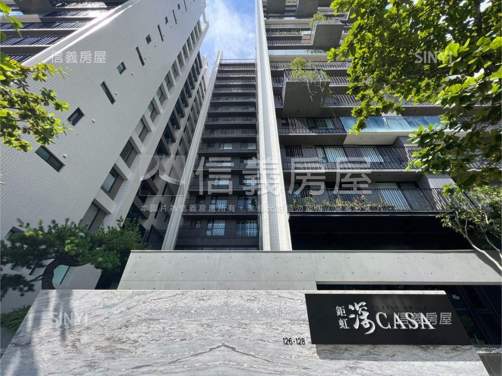 鉅虹深Ｃａｓａ高樓三房房屋室內格局與周邊環境