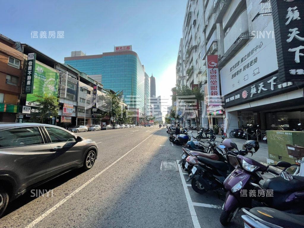 三多商圈傳家雙面寬金透店房屋室內格局與周邊環境