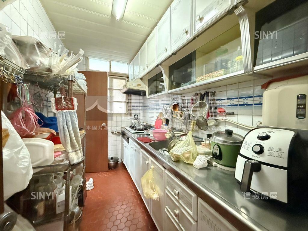 河岸第一排‧潛力公寓房屋室內格局與周邊環境