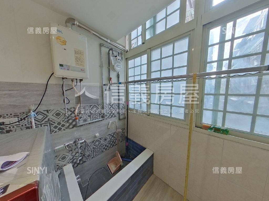 黃金地點美麗裝潢二樓房屋室內格局與周邊環境