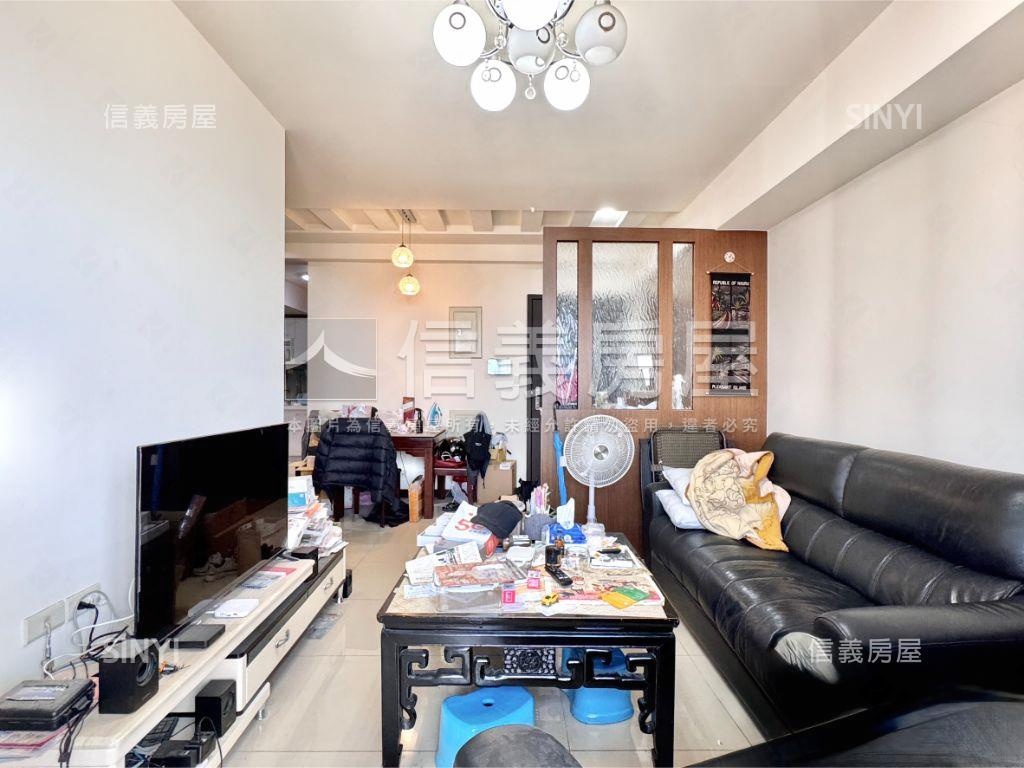 高雄大學次高樓三房車位房屋室內格局與周邊環境