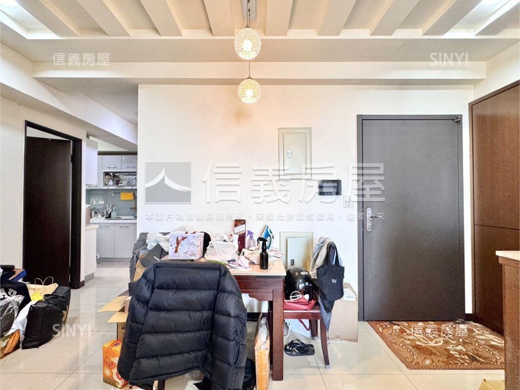 高雄大學次高樓三房車位房屋室內格局與周邊環境