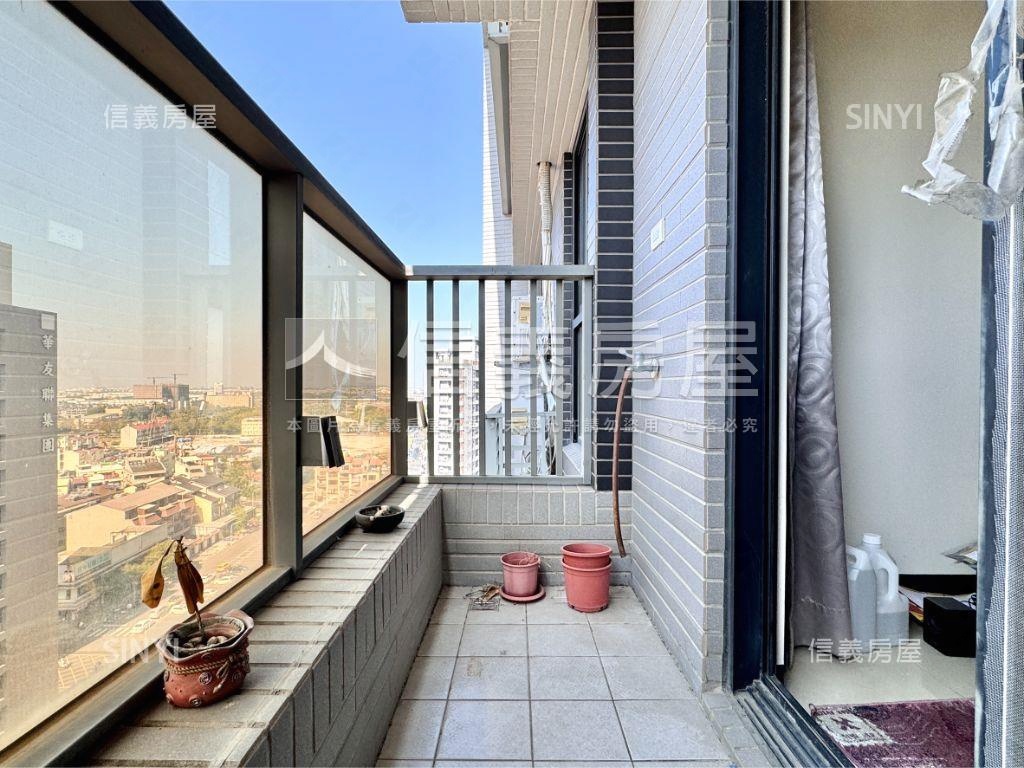 高雄大學次高樓三房車位房屋室內格局與周邊環境