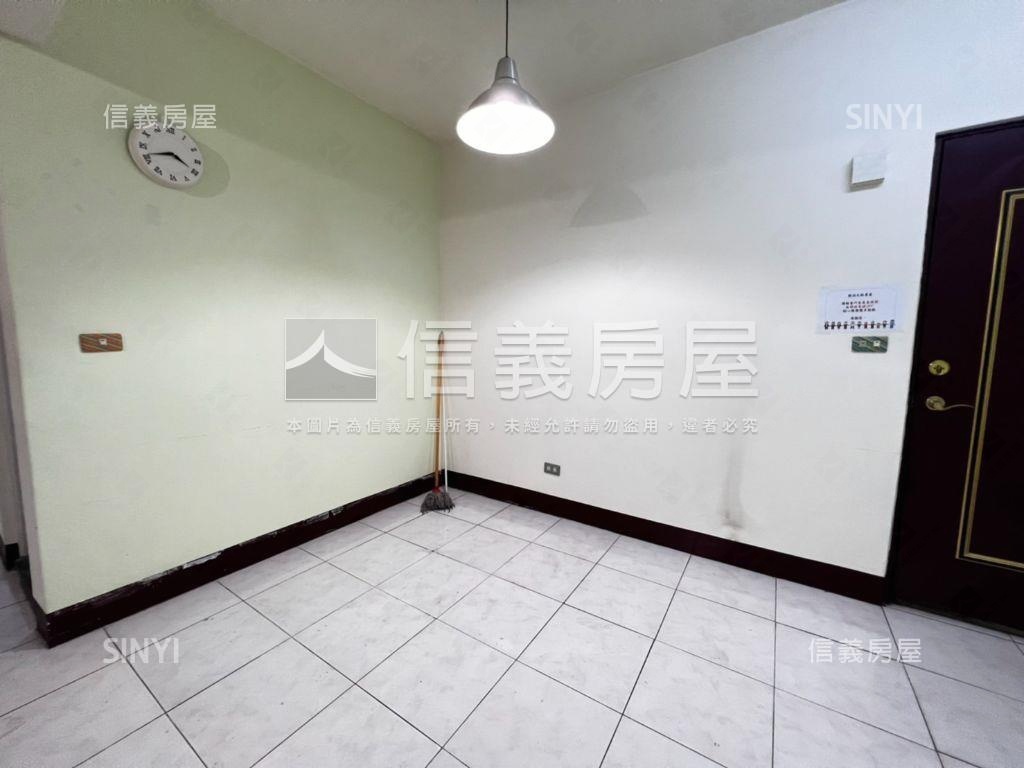 近海華三房有車位房屋室內格局與周邊環境