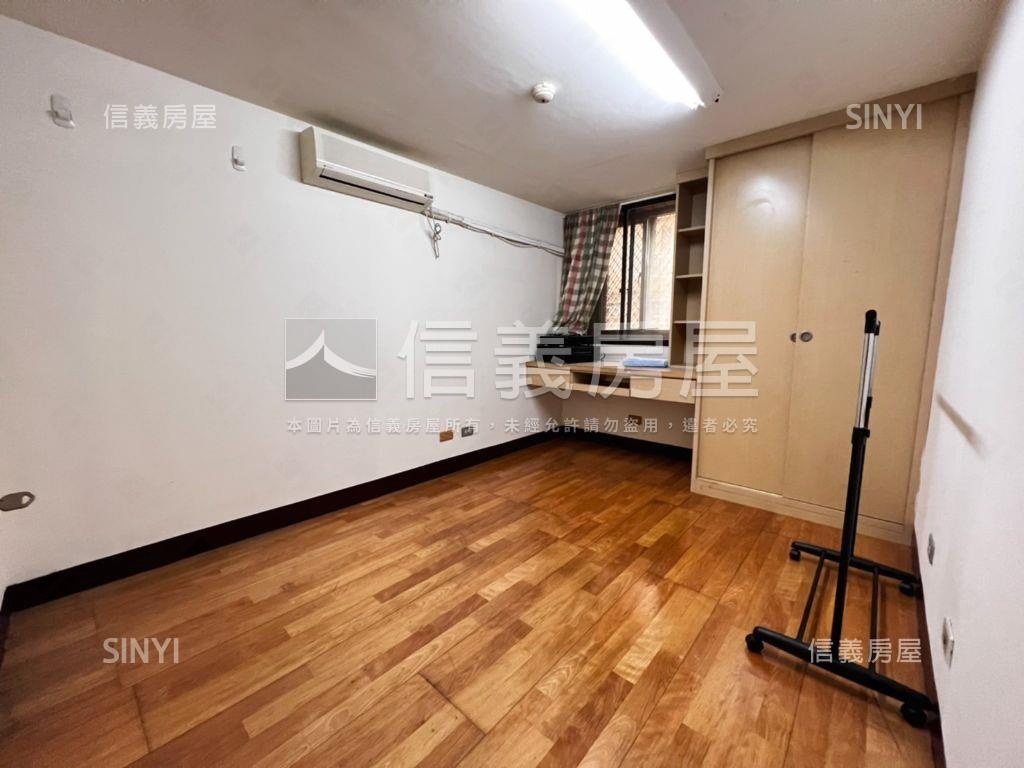 近海華三房有車位房屋室內格局與周邊環境