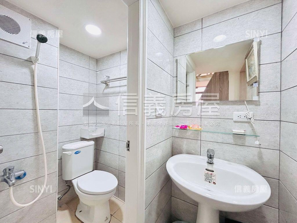 大京站２房車位房屋室內格局與周邊環境