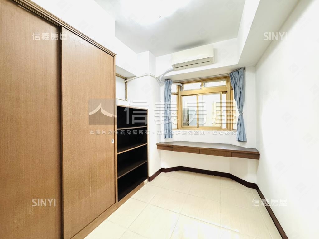 仁愛路低公設電梯３房１室房屋室內格局與周邊環境