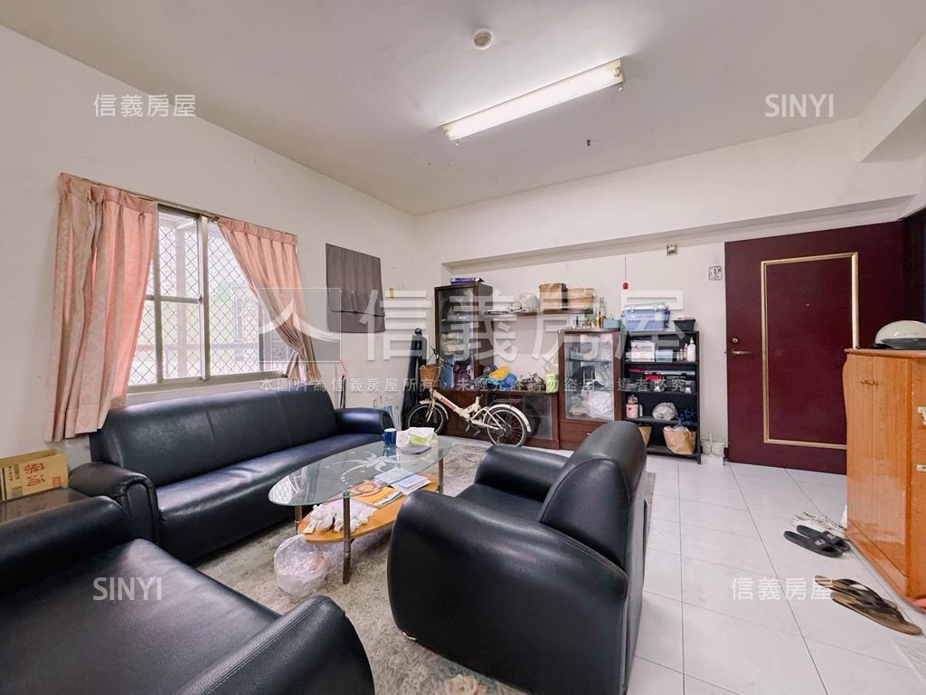 近楠梓科技園區三房房屋室內格局與周邊環境