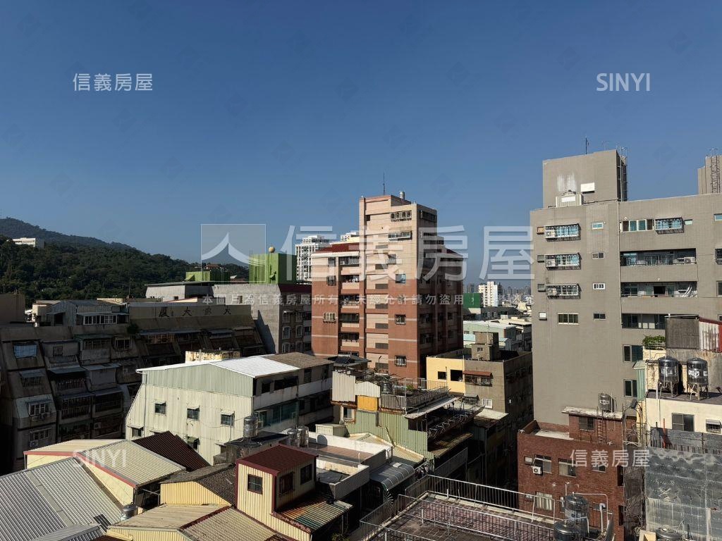 鹽埕駁二高樓大坪採光宅房屋室內格局與周邊環境