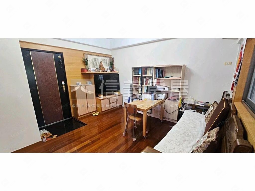 捷運景觀電梯房屋室內格局與周邊環境