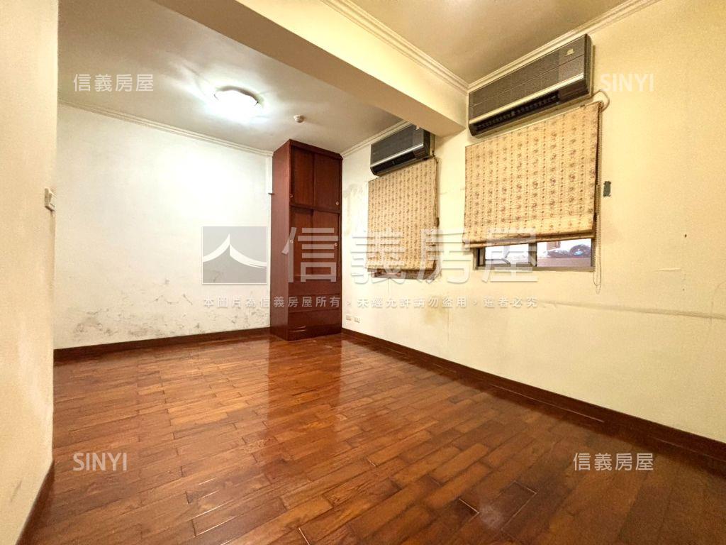 藝術溫馨３房車位房屋室內格局與周邊環境