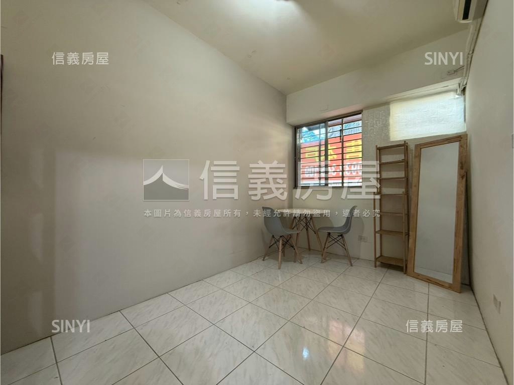招商華夏稀有三房房屋室內格局與周邊環境
