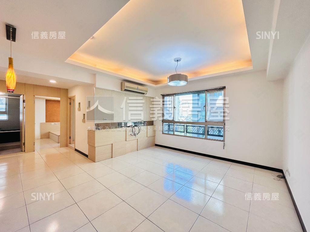 四季衛浴開窗兩房車位房屋室內格局與周邊環境