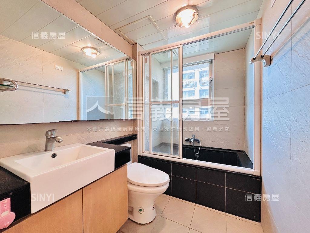 四季衛浴開窗兩房車位房屋室內格局與周邊環境