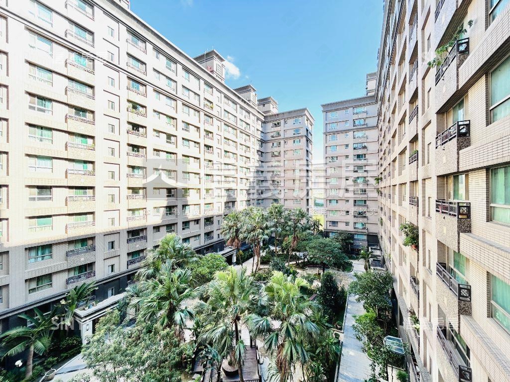 四季衛浴開窗兩房車位房屋室內格局與周邊環境