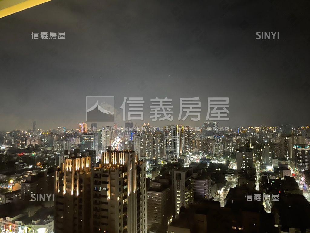 近捷運✦輕屋齡山景市景邸房屋室內格局與周邊環境