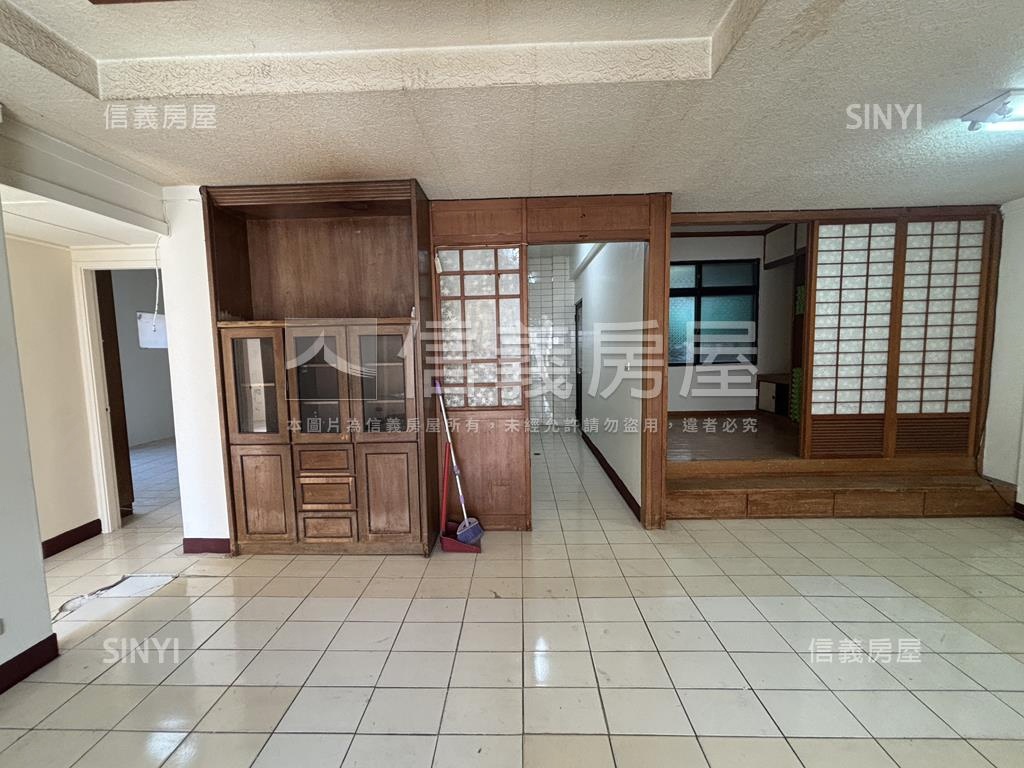 有子母車天然氣３樓公寓房屋室內格局與周邊環境