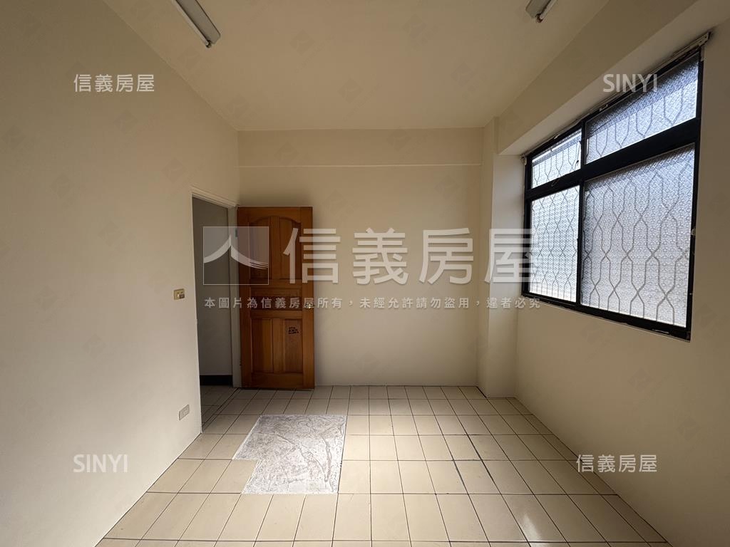 有子母車天然氣３樓公寓房屋室內格局與周邊環境