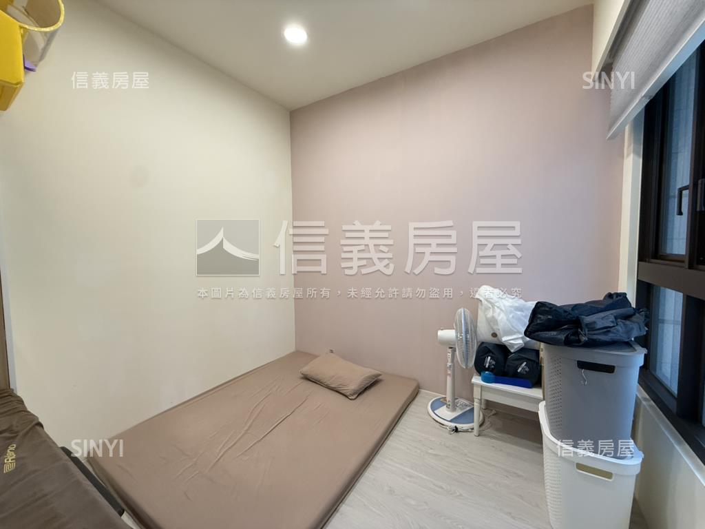 專任未來里寓˙兩房車位房屋室內格局與周邊環境