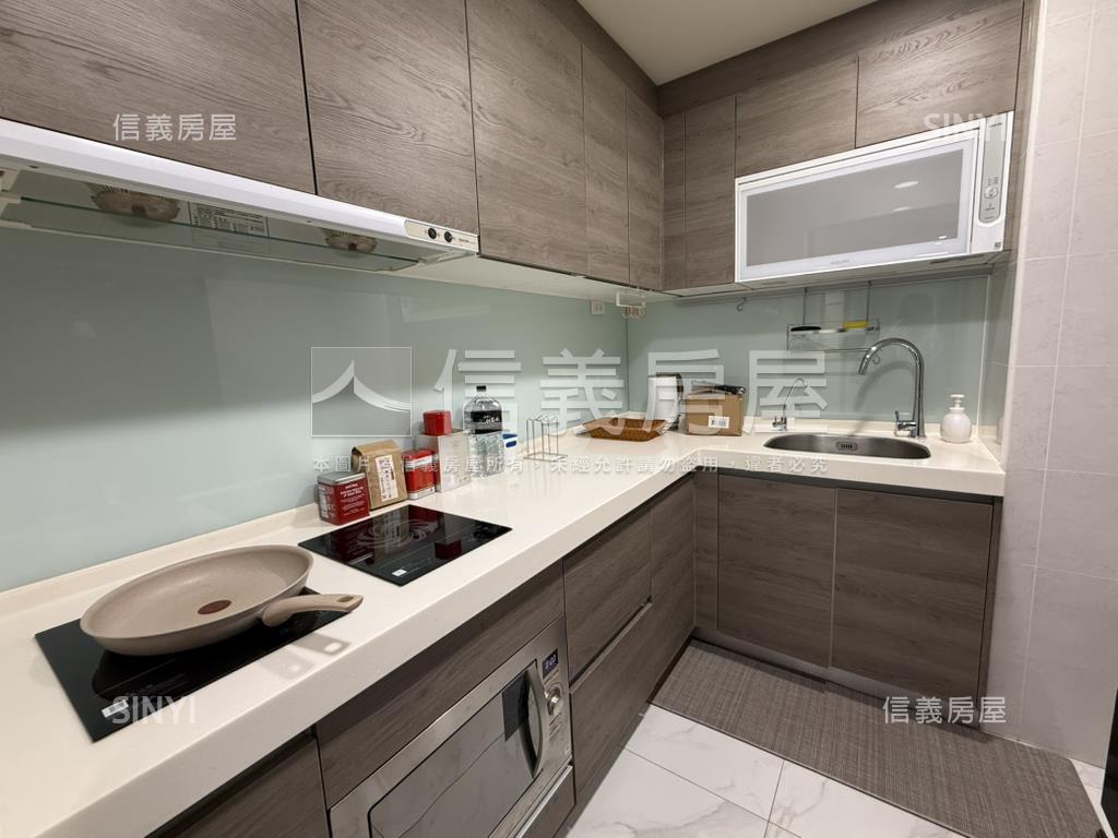 專任未來里寓˙兩房車位房屋室內格局與周邊環境