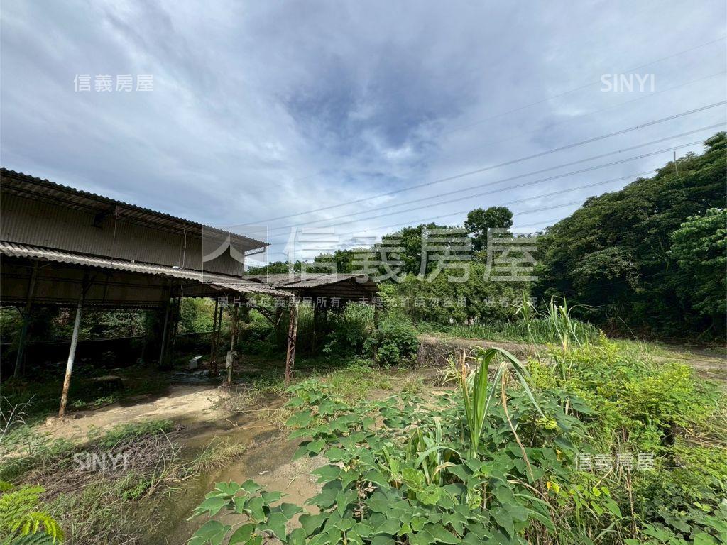 梅山過山段農牧用地２房屋室內格局與周邊環境