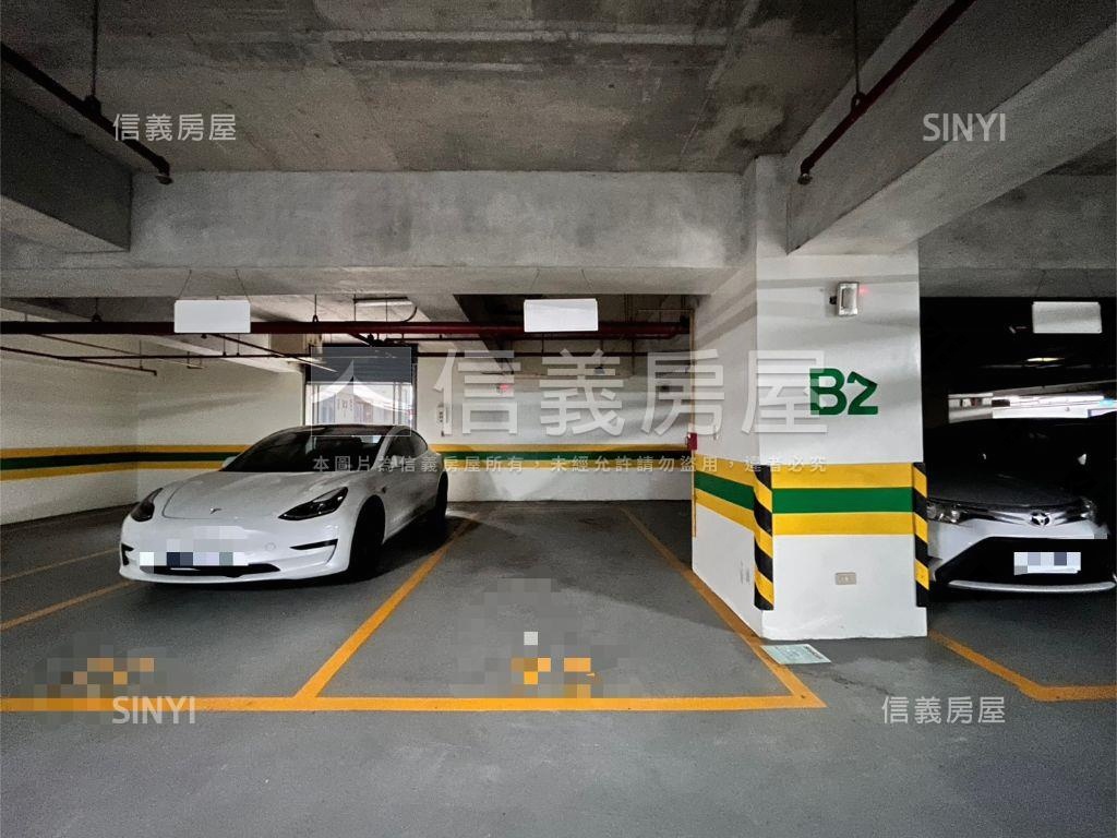 世紀經貿車位房屋室內格局與周邊環境