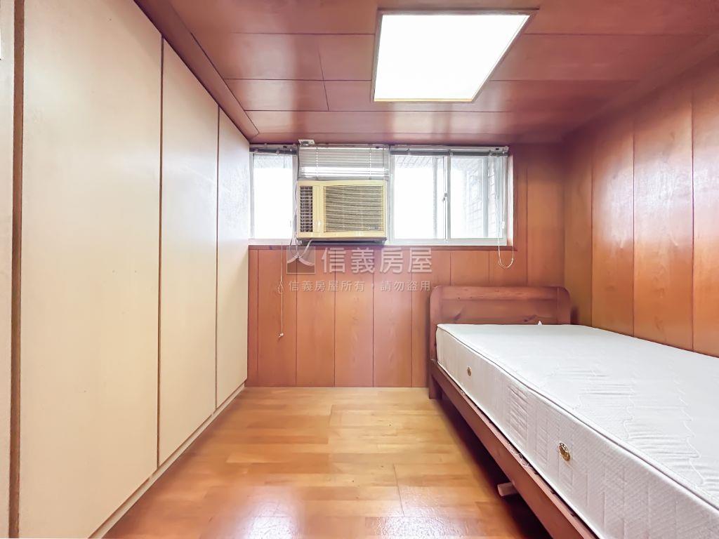 ⭐宏國大鎮河景１＋１房⭐房屋室內格局與周邊環境