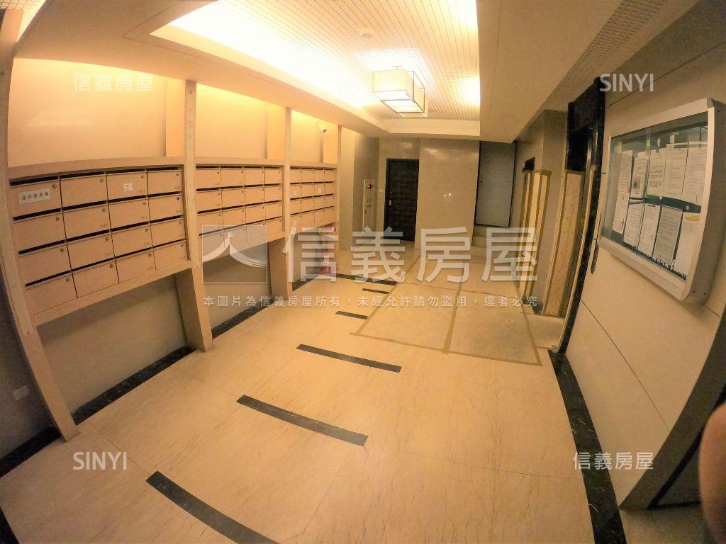 淡水站前稀有四房房屋室內格局與周邊環境