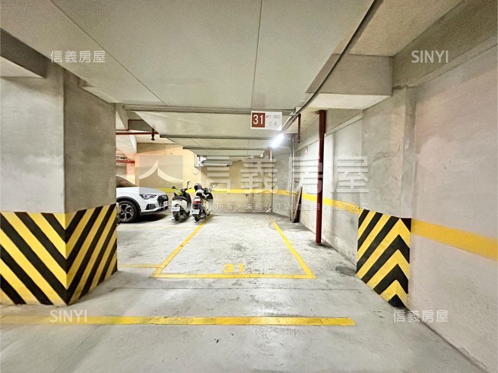 綠波山莊三房平面車房屋室內格局與周邊環境