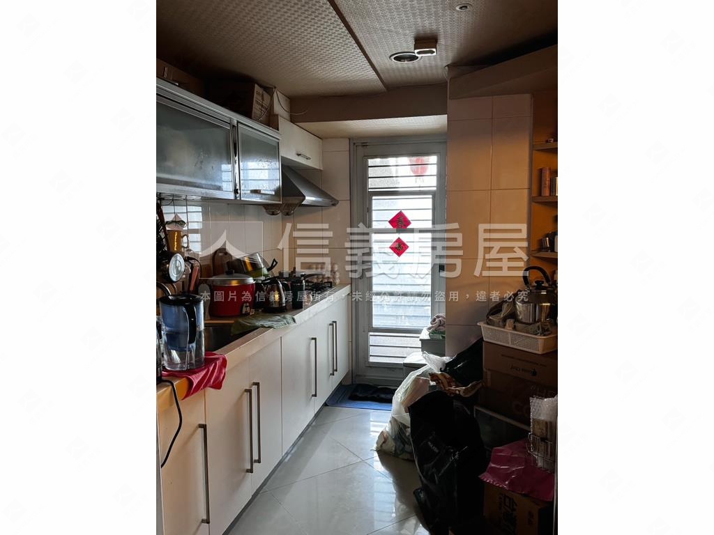 海揚Ａ棟景觀四房房屋室內格局與周邊環境