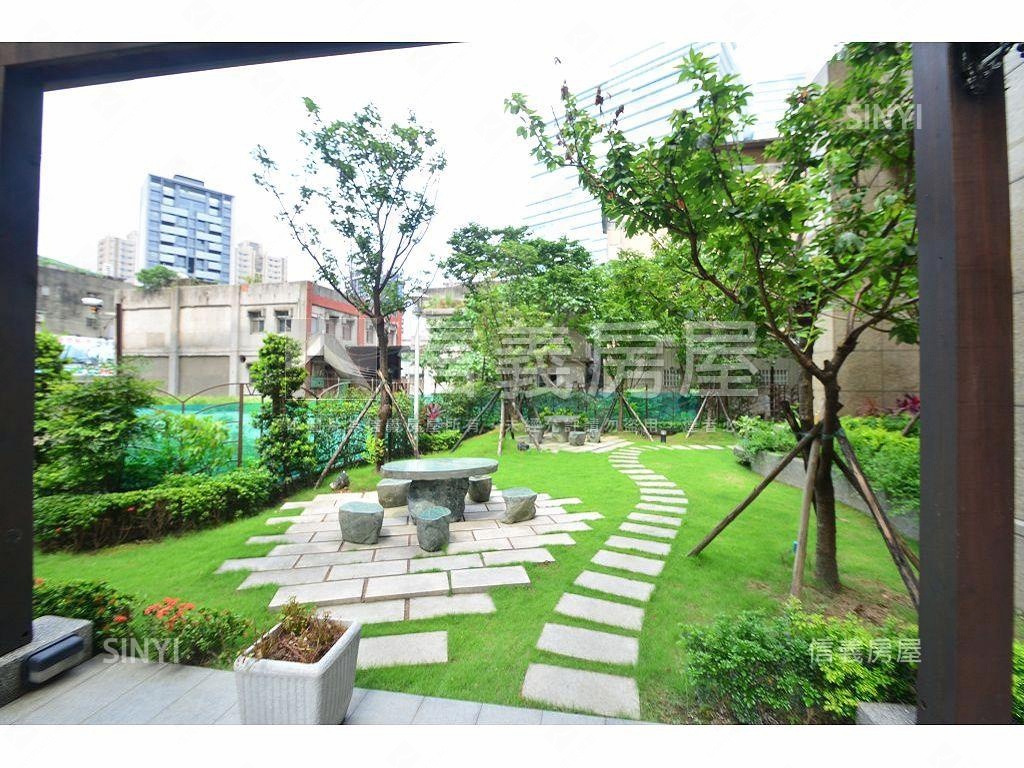 第一道精巧兩房房屋室內格局與周邊環境