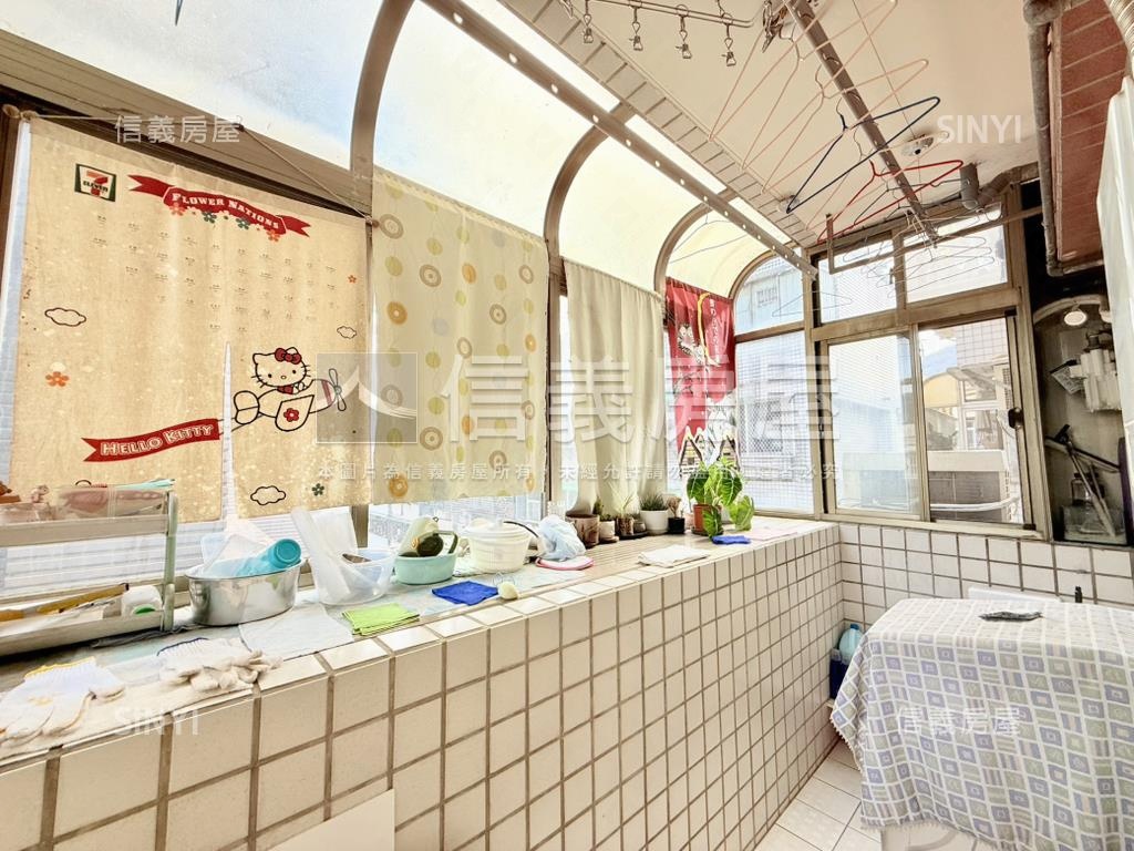 面朝恆光公園電梯三房車位房屋室內格局與周邊環境