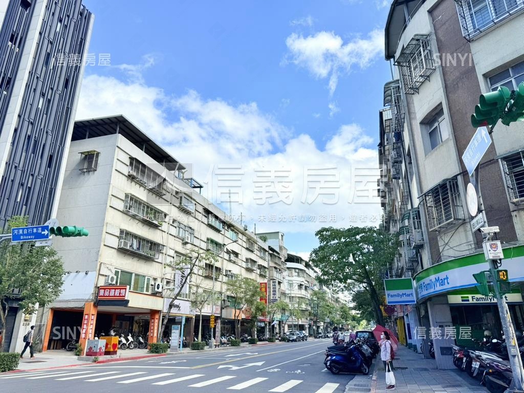 面朝恆光公園電梯三房車位房屋室內格局與周邊環境