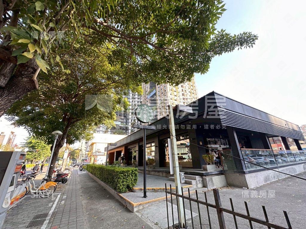 近大墩家樂福華廈三房車位房屋室內格局與周邊環境