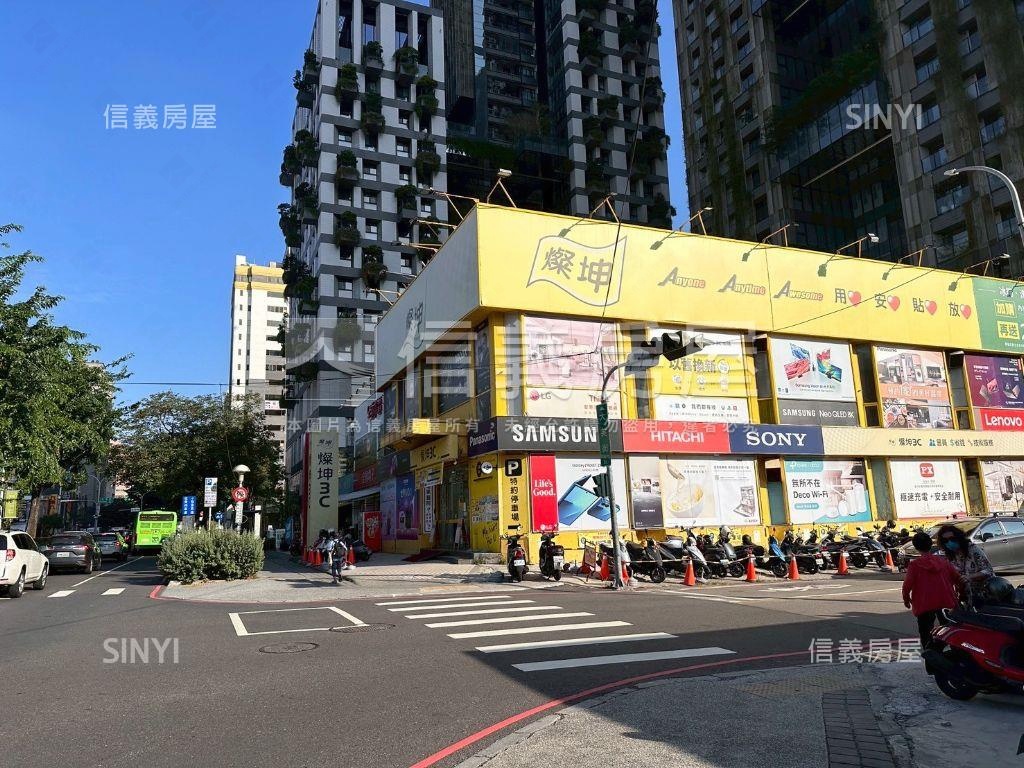 近大墩家樂福華廈三房車位房屋室內格局與周邊環境