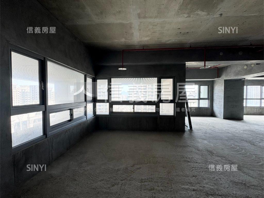 天藝Ｂ棟尊榮人生房屋室內格局與周邊環境