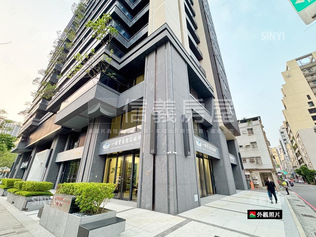 國泰Ｏ２‧角窗金店面Ｉ房屋室內格局與周邊環境