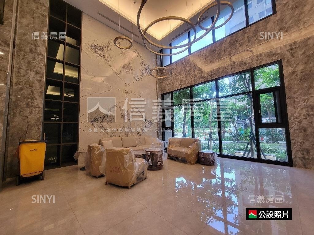 高樓視野遼闊文華三房車位房屋室內格局與周邊環境