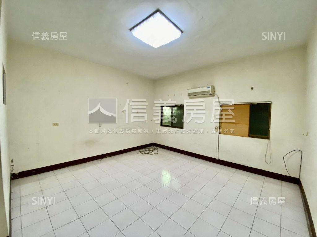 西屯大面寬臨路透店房屋室內格局與周邊環境