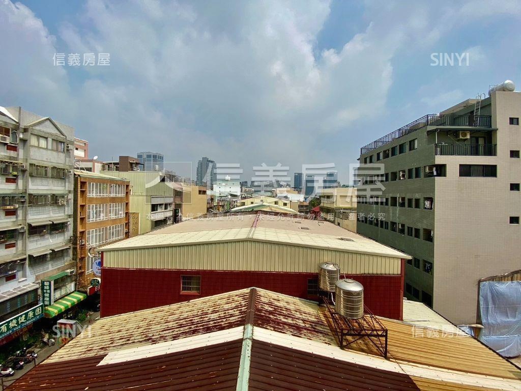西屯大面寬臨路透店房屋室內格局與周邊環境